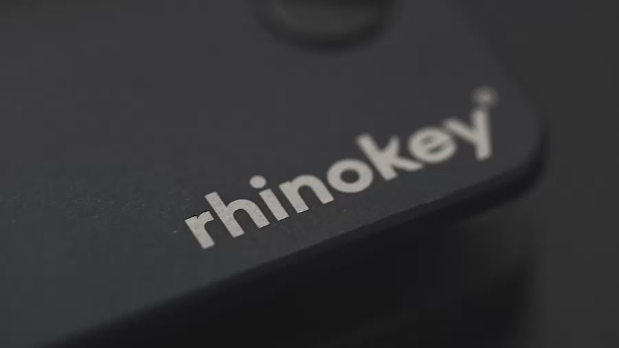 Load video: Rhinokey Titanium Material Titanium.mp4__PID:3b93a9a2-63a4-43cd-bc9d-1102f3f6f4cb